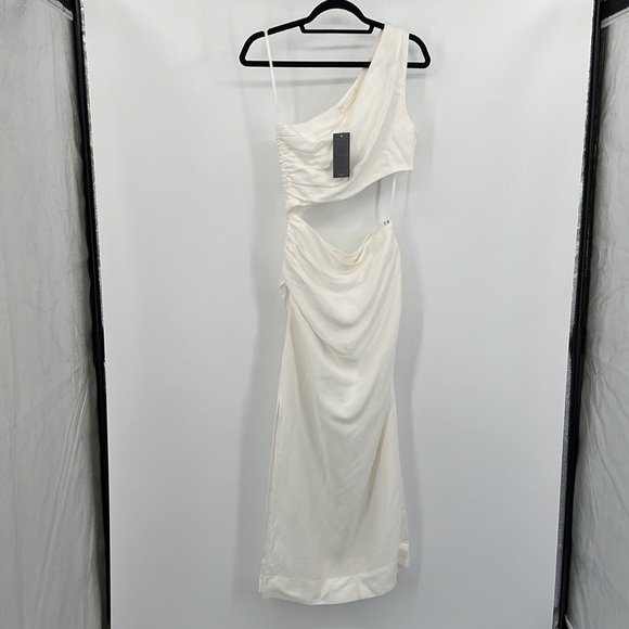 SIR. Clemence One Shoulder Midi Dress in Ivory 0 \ XS - Picture 6 of 10